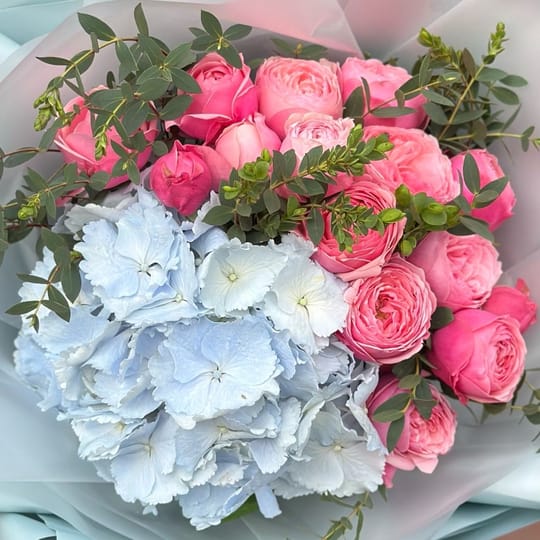 Букет з гортензією Ніжна хмара – доставка квітів у Київ