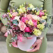 Коробки з квітами